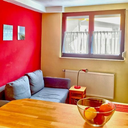 Ferienwohnung Maeder Schaafheim Ngoại thất bức ảnh