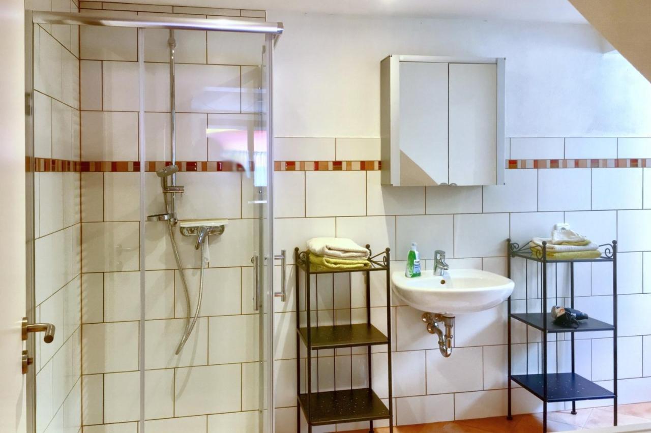 Ferienwohnung Maeder Schaafheim Ngoại thất bức ảnh