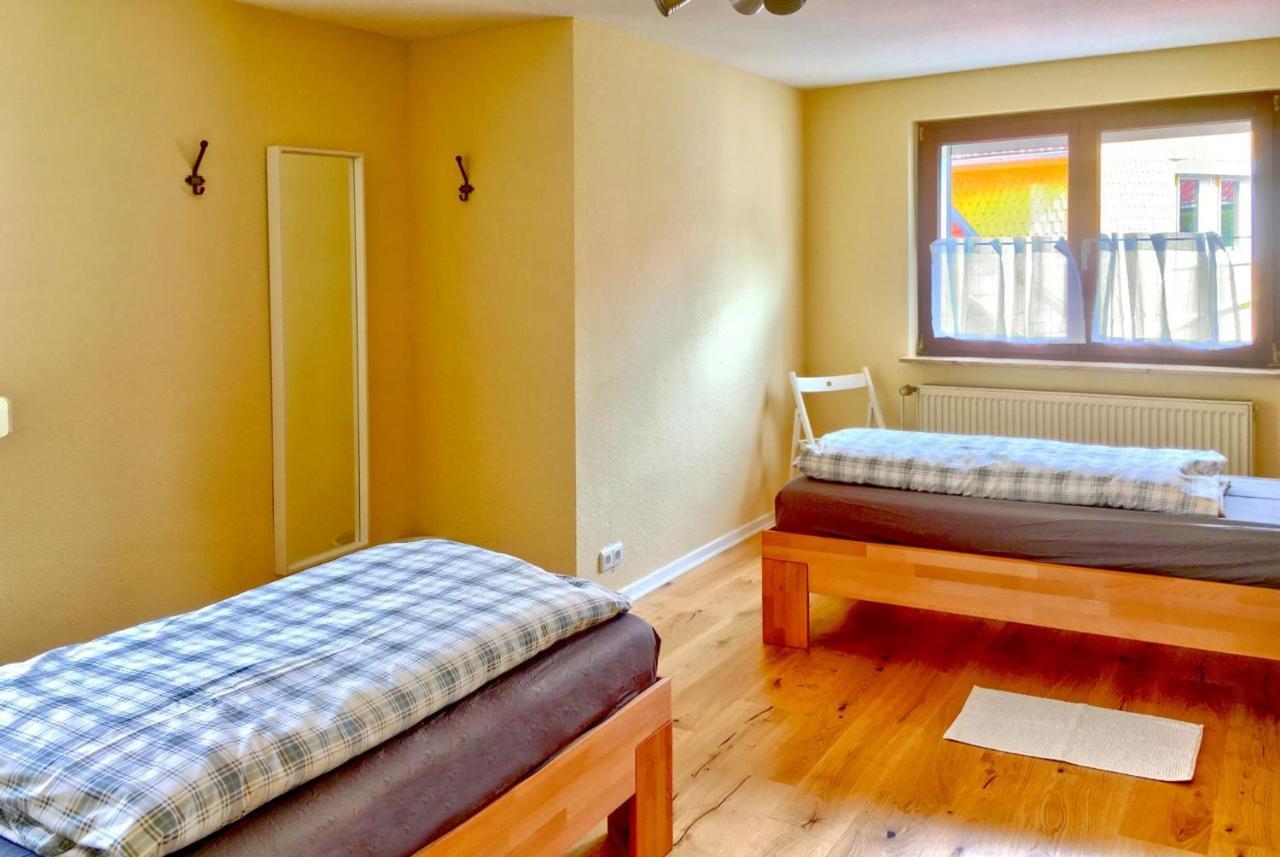 Ferienwohnung Maeder Schaafheim Ngoại thất bức ảnh